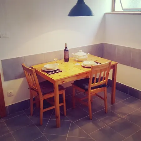 Tvrdic Honey * Grohote