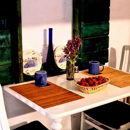 Tvrdic Honey Appartamento Grohote