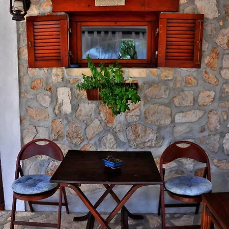 Tvrdic Honey Appartamento *