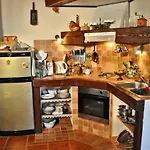 Tvrdic Honey Apartman Grohote