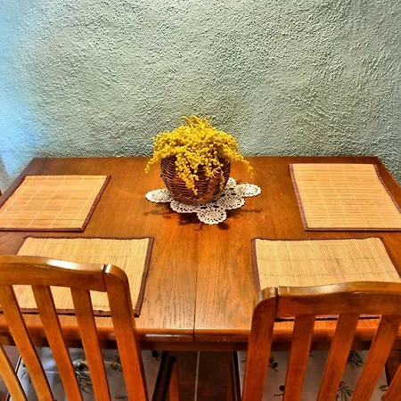 Tvrdic Honey شقة Grohote